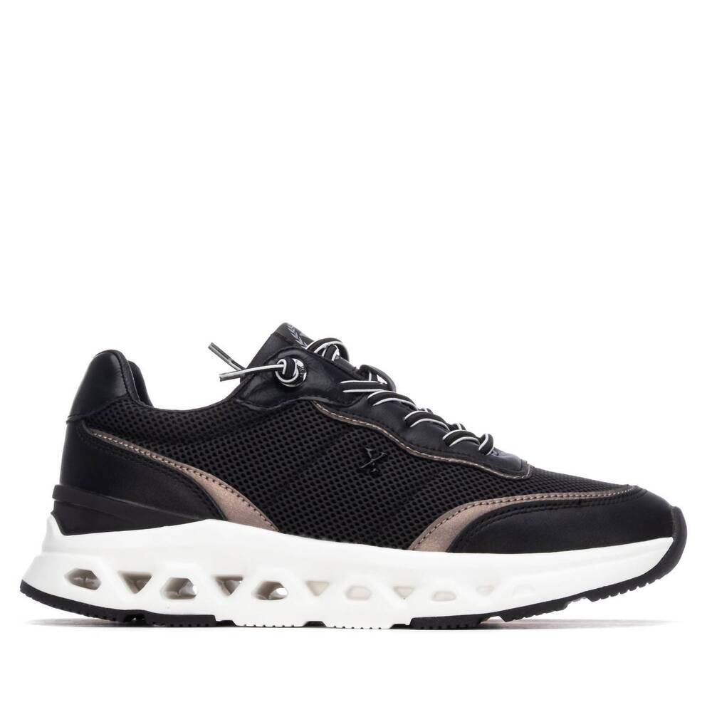 NEW XTI women's casual athletic sneakers in black